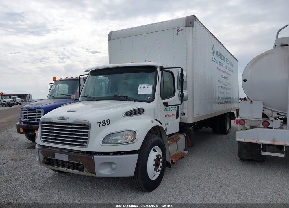 2019 FREIGHTLINER M2 106 VIN: 1FVACWD25KHKE9327