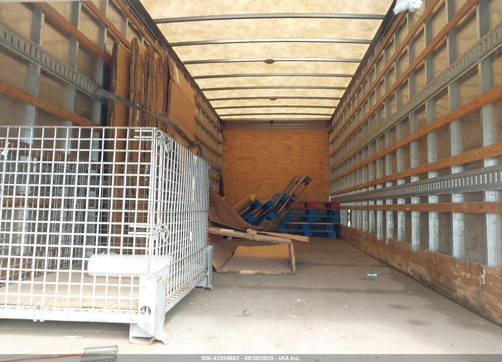 2019 FREIGHTLINER M2 106 VIN: 1FVACWD25KHKE9327