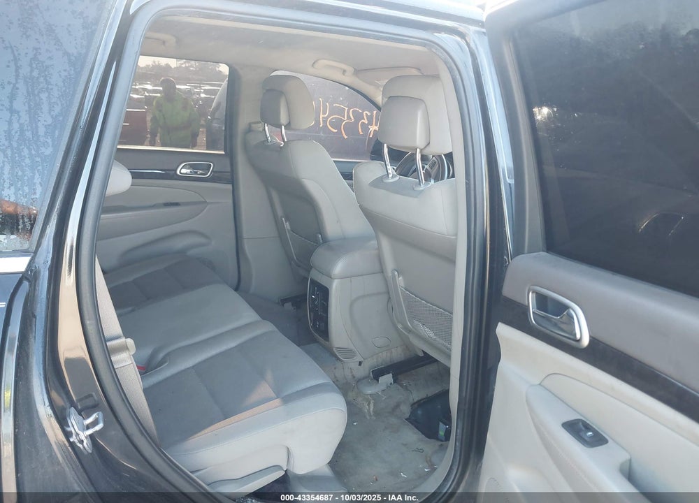 2011 JEEP GRAND CHEROKEE VIN: 1J4RR4GGXBC552608