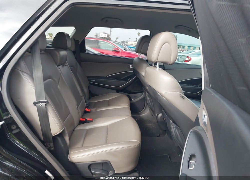 2017 HYUNDAI SANTA FE VIN: KM8SN4HFXHU205027