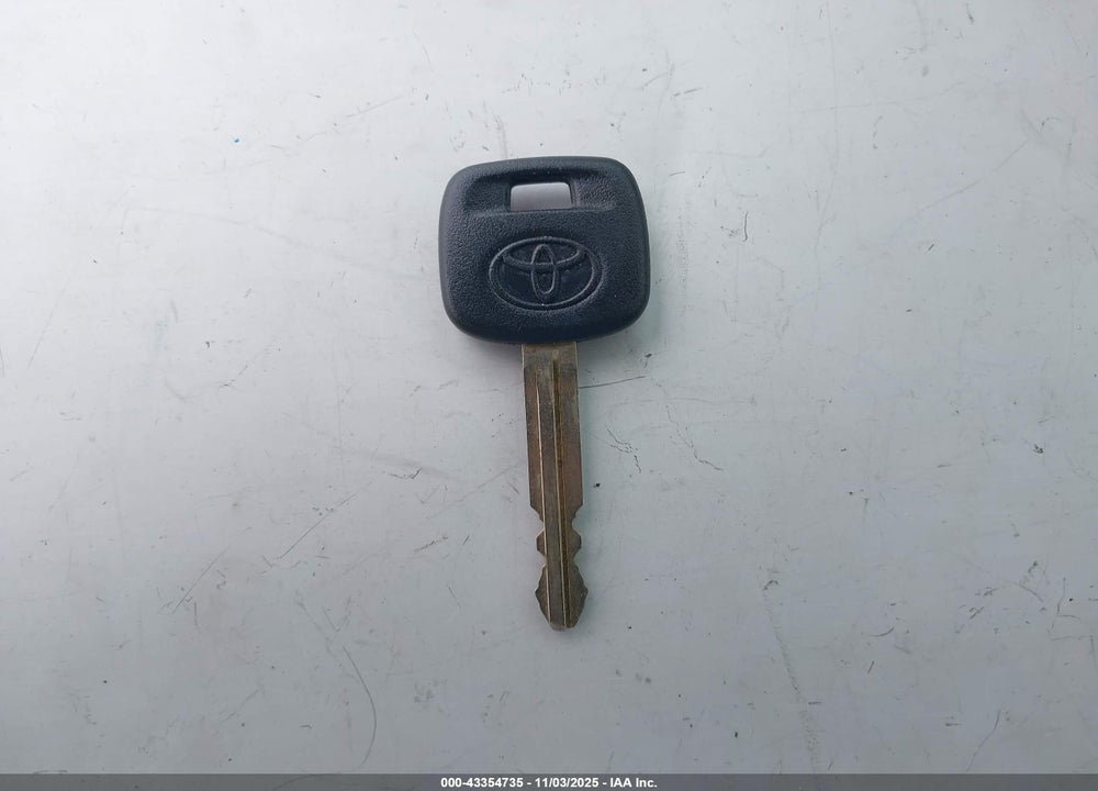2004 TOYOTA HIGHLANDER VIN: JTEGD21A740084132