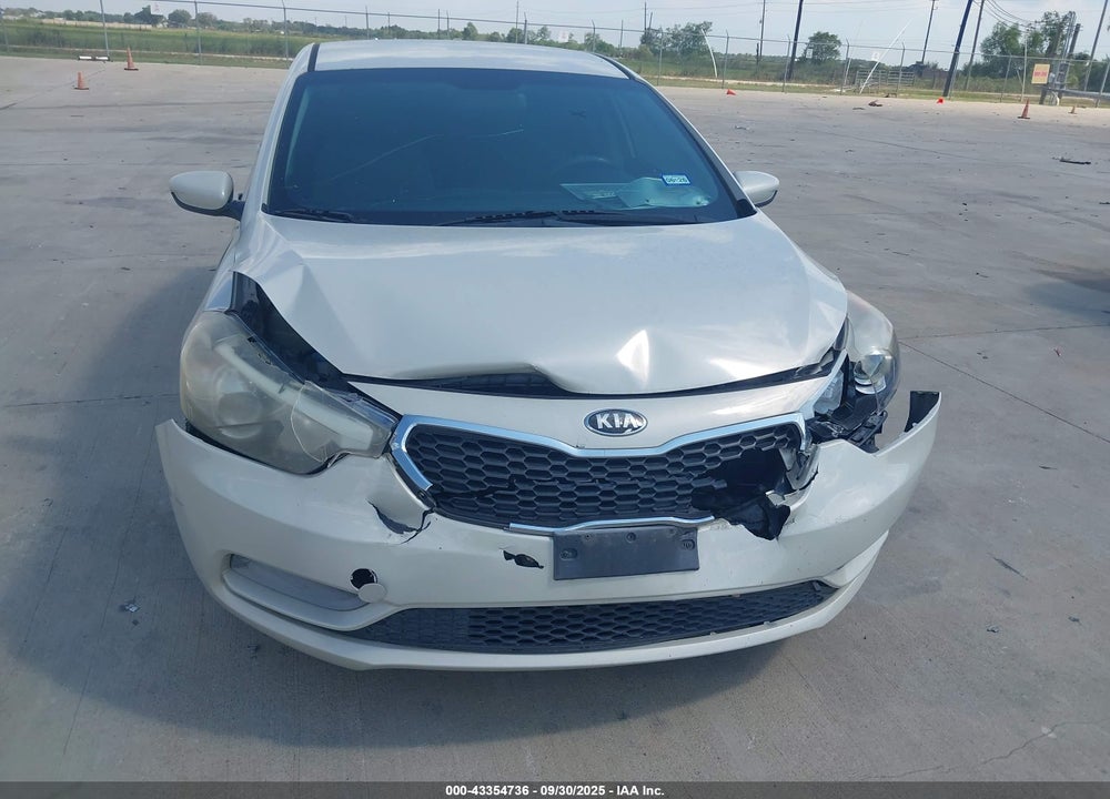 2015 KIA FORTE VIN: KNAFK4A68F5257057