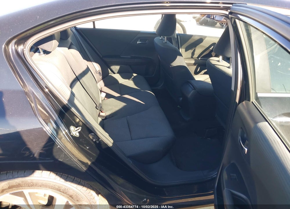 2016 HONDA ACCORD VIN: 1HGCR2F37GA222380