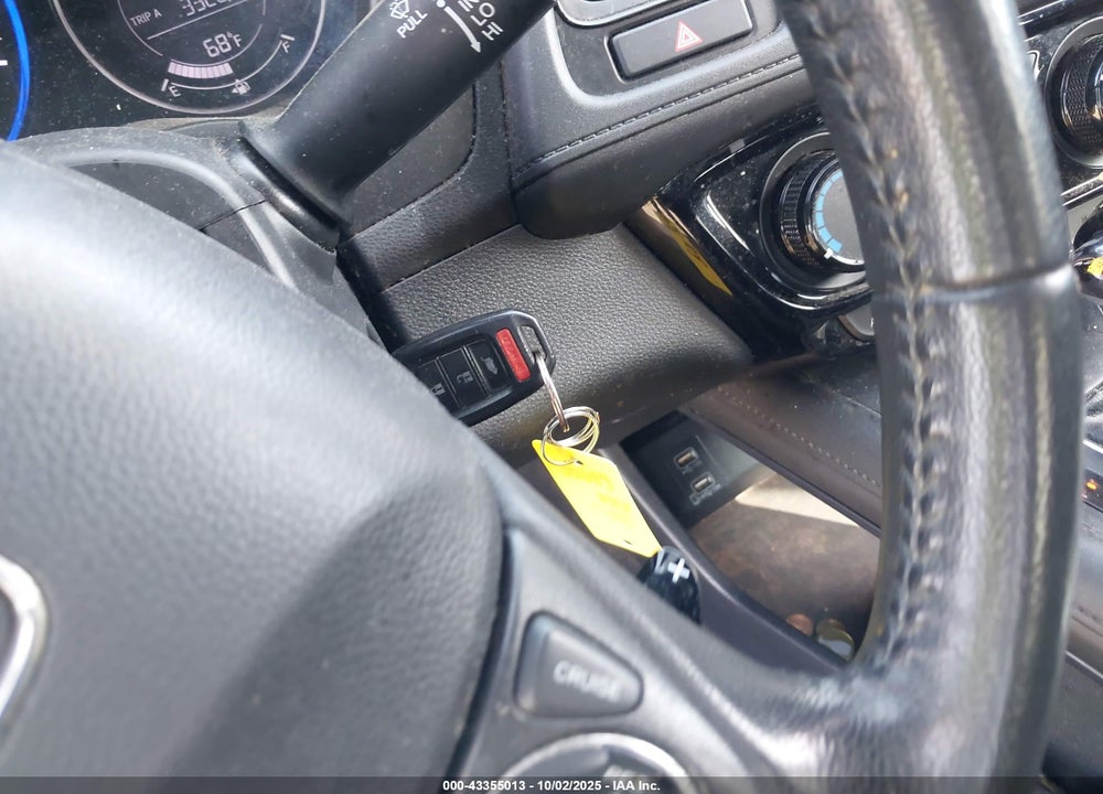 2022 HONDA HR-V VIN: 3CZRU6H17NM762123