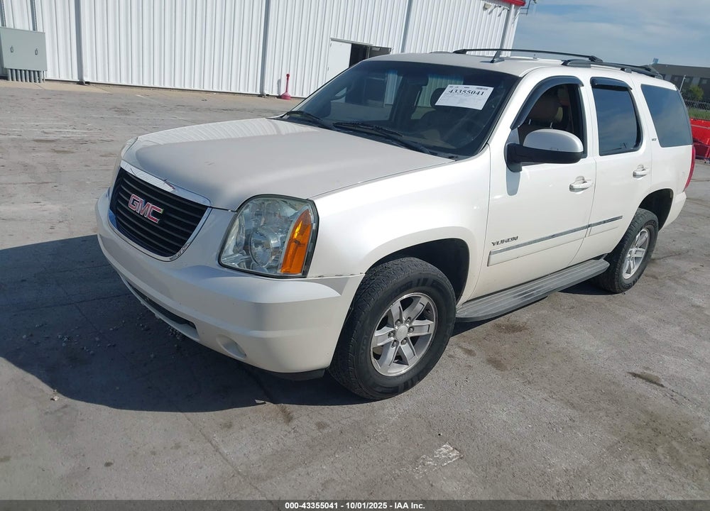 2011 GMC YUKON VIN: 1GKS2CE09BR242334