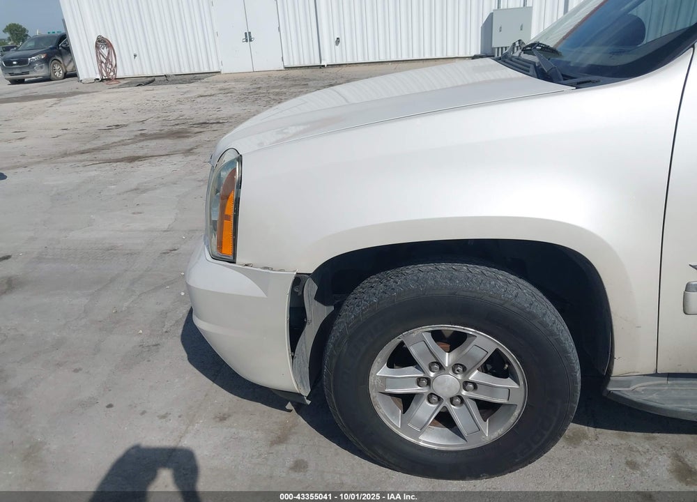2011 GMC YUKON VIN: 1GKS2CE09BR242334