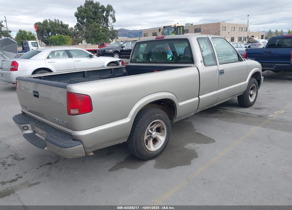1998 CHEVROLET S-10 LS FLEETSIDE VIN: 1GCCS1941W8222057