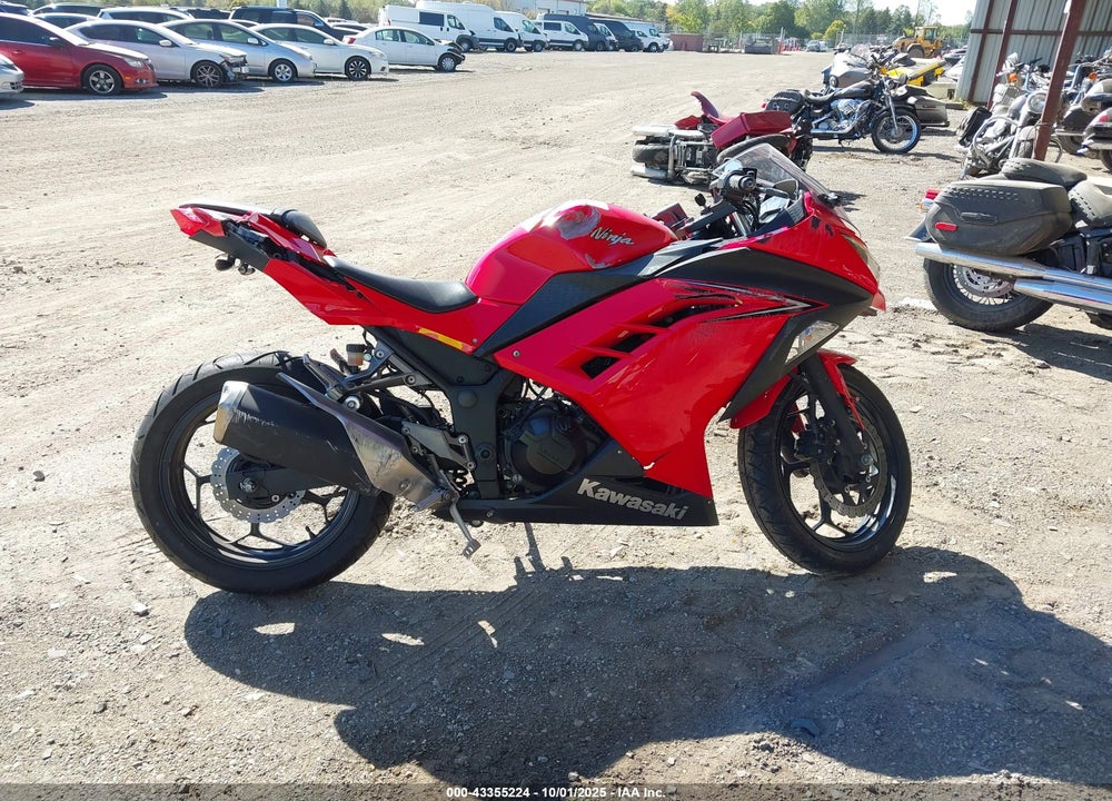 2016 KAWASAKI EX300 VIN: JKAEX8A10GDA26167