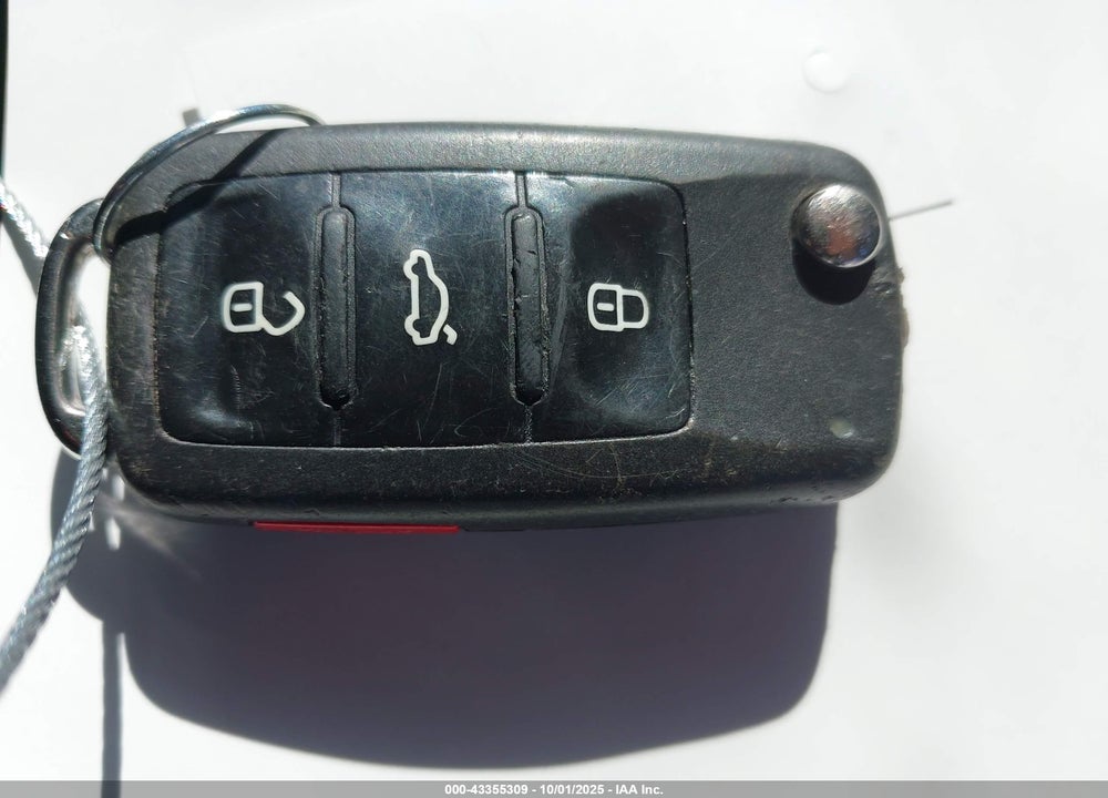 2015 VOLKSWAGEN BEETLE VIN: 3VWH07AT3FM643059