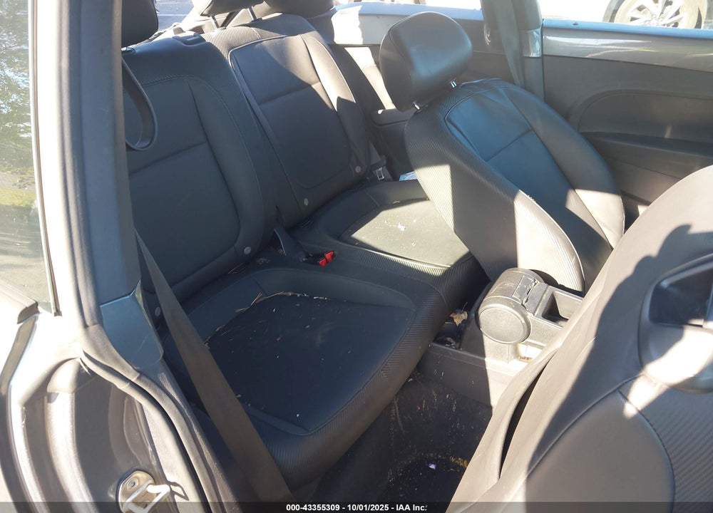 2015 VOLKSWAGEN BEETLE VIN: 3VWH07AT3FM643059