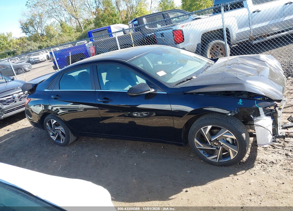 2024 HYUNDAI ELANTRA SEL VIN: KMHLS4DG0RU659347