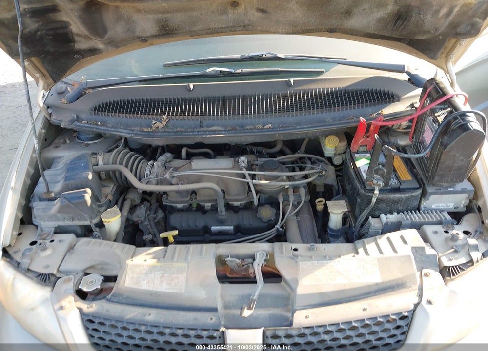 2002 DODGE GRAND CARAVAN SPORT VIN: 2B4GP44352R741630
