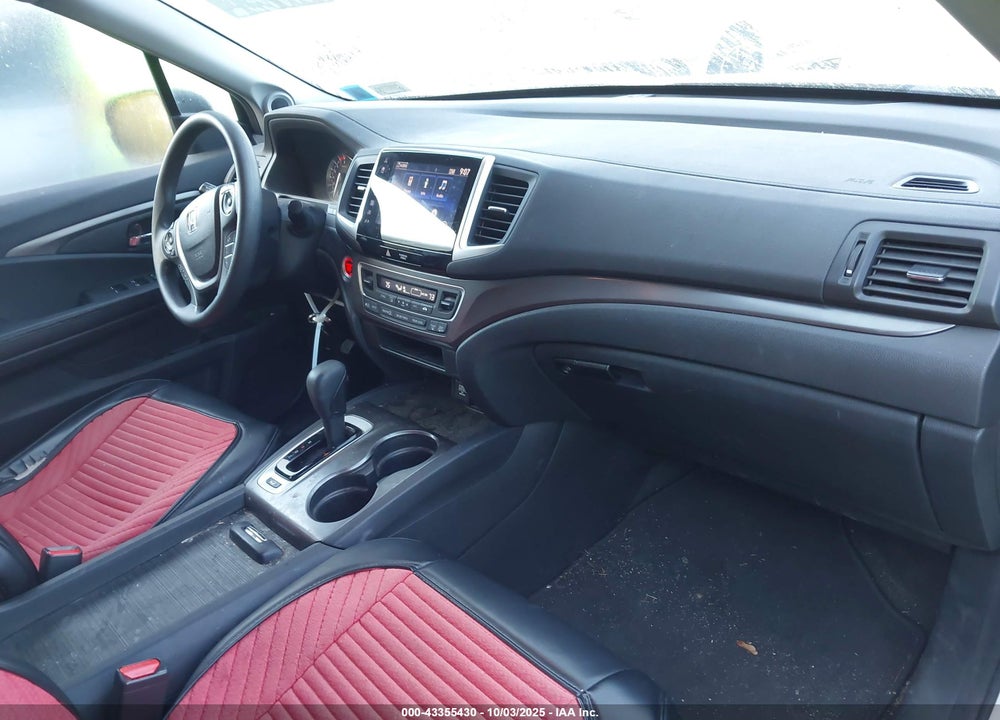 2017 HONDA PILOT EX VIN: 5FNYF6H31HB066055