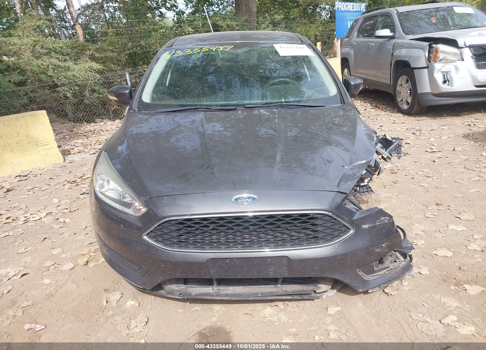 2017 FORD FOCUS VIN: 1FADP3F2XHL252913