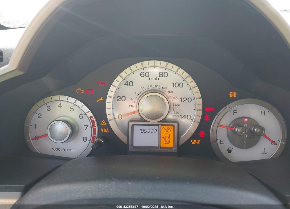 2011 HONDA PILOT VIN: 5FNYF3H51BB010012