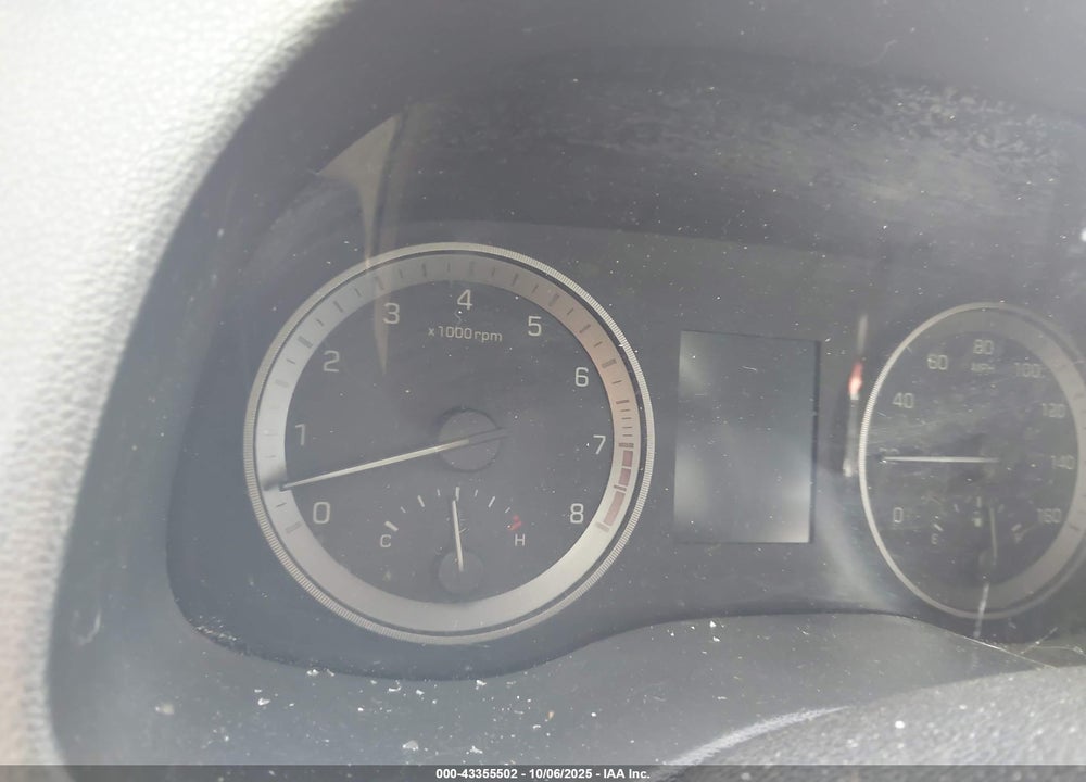 2016 HYUNDAI TUCSON VIN: KM8J33A42GU125384