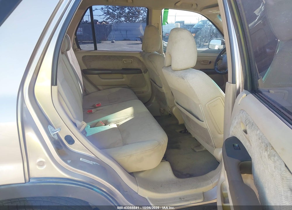 2006 HONDA CR-V LX VIN: JHLRD685X6C011919