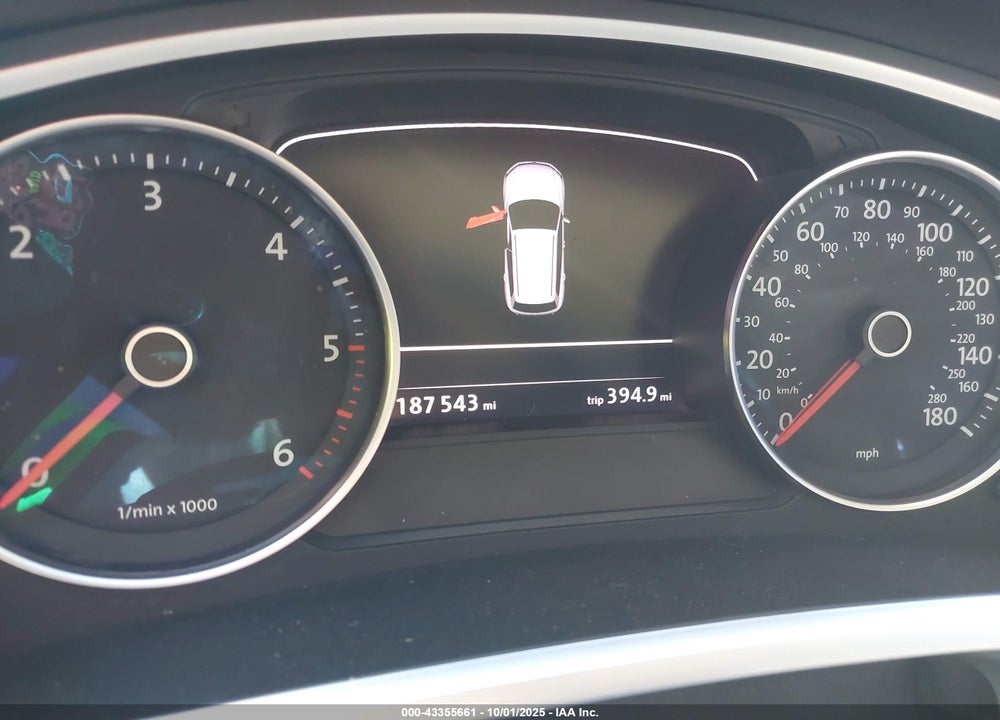 2014 VOLKSWAGEN TOUAREG TDI LUX VIN: WVGEP9BPXED012958