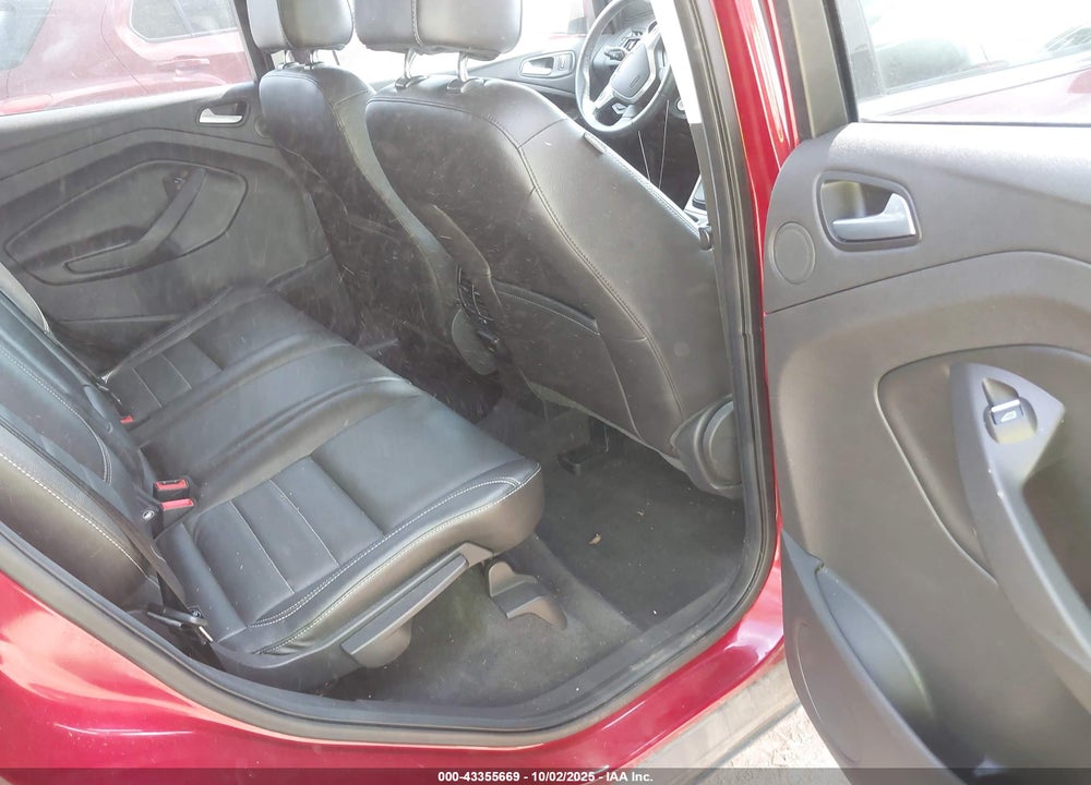 2015 FORD ESCAPE VIN: 1FMCU9G92FUA16062