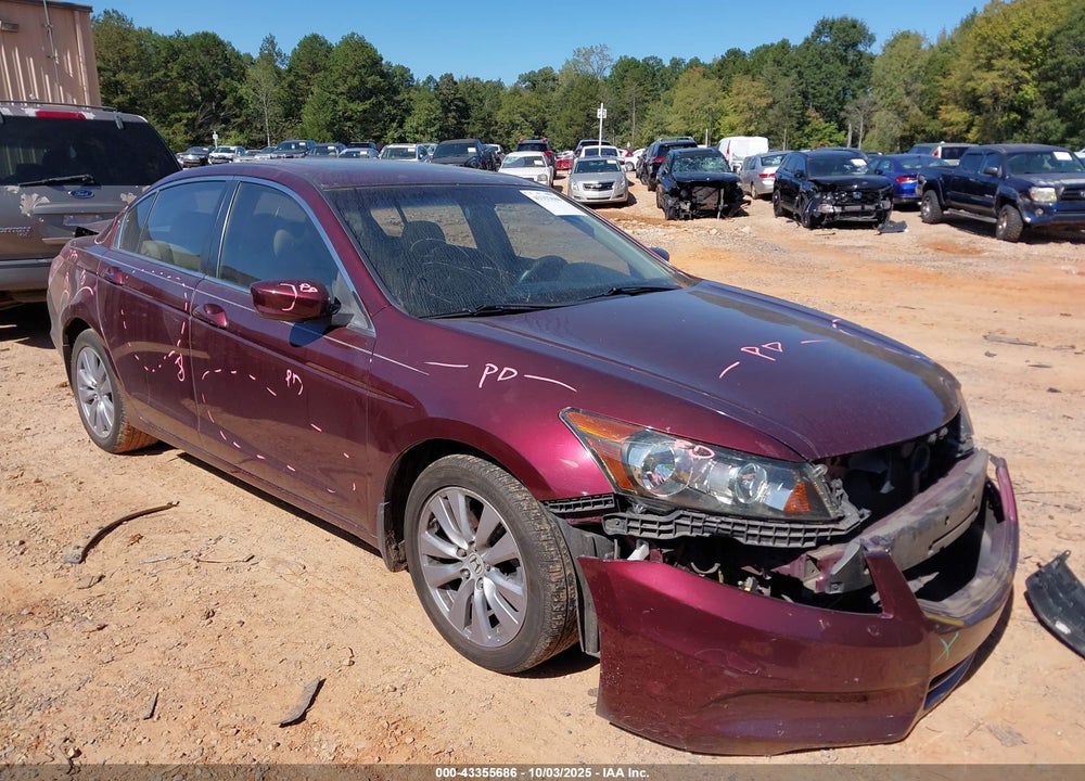 2011 HONDA ACCORD 2.4 EX VIN: 1HGCP2F73BA088274
