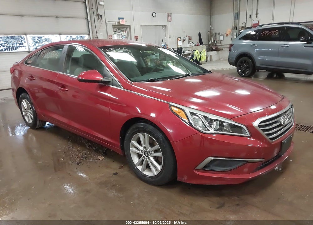 2016 HYUNDAI SONATA SE VIN: 5NPE24AF9GH303642