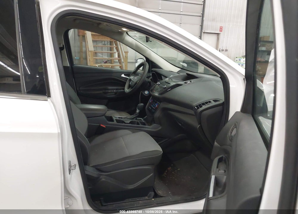 2017 FORD ESCAPE VIN: 1FMCU9GD0HUB21710