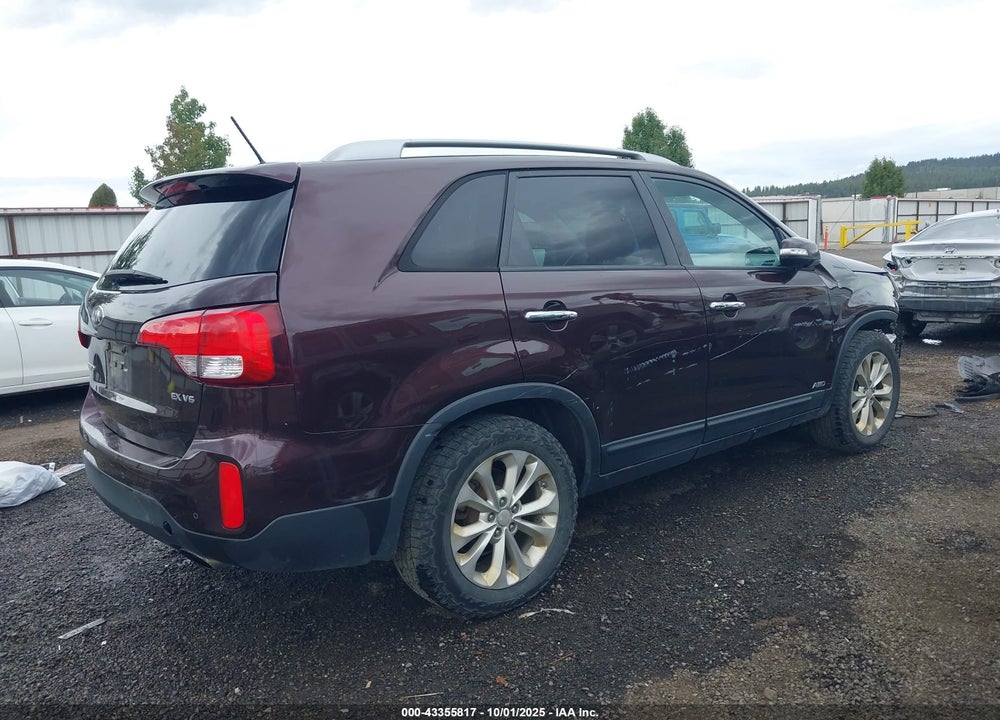 2015 KIA SORENTO VIN: 5XYKUDA72FG628628