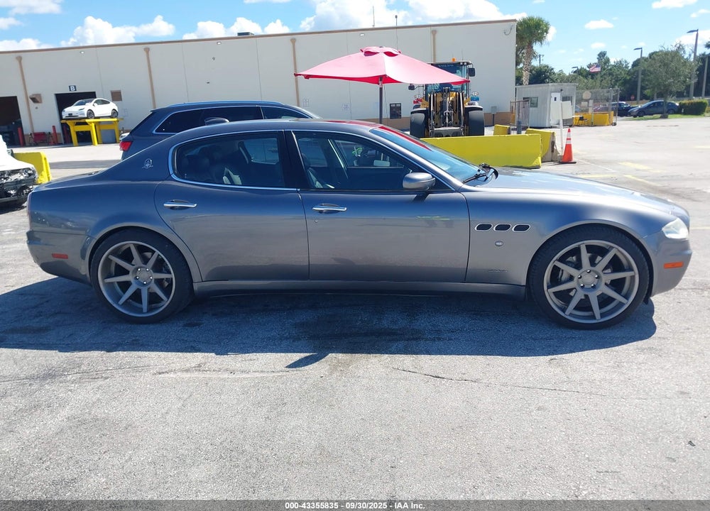 2005 MASERATI QUATTROPORTE VIN: ZAMCE39A450017902