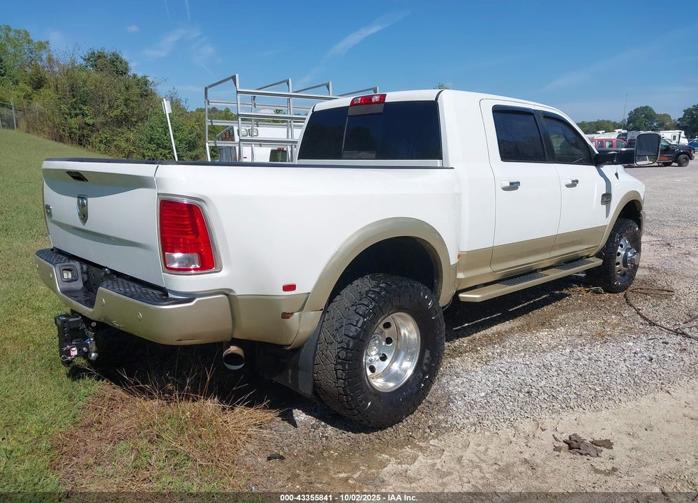 2016 RAM 3500 VIN: 3C63RRNL4GG131214