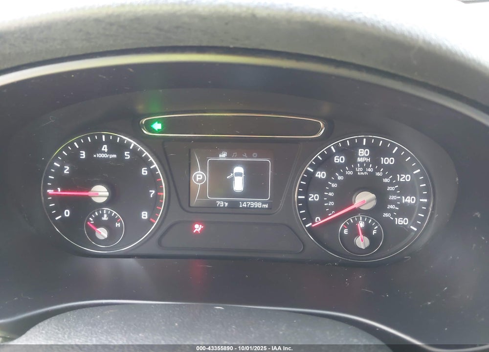 2018 KIA SORENTO 2.4L LX VIN: 5XYPG4A37JG344396