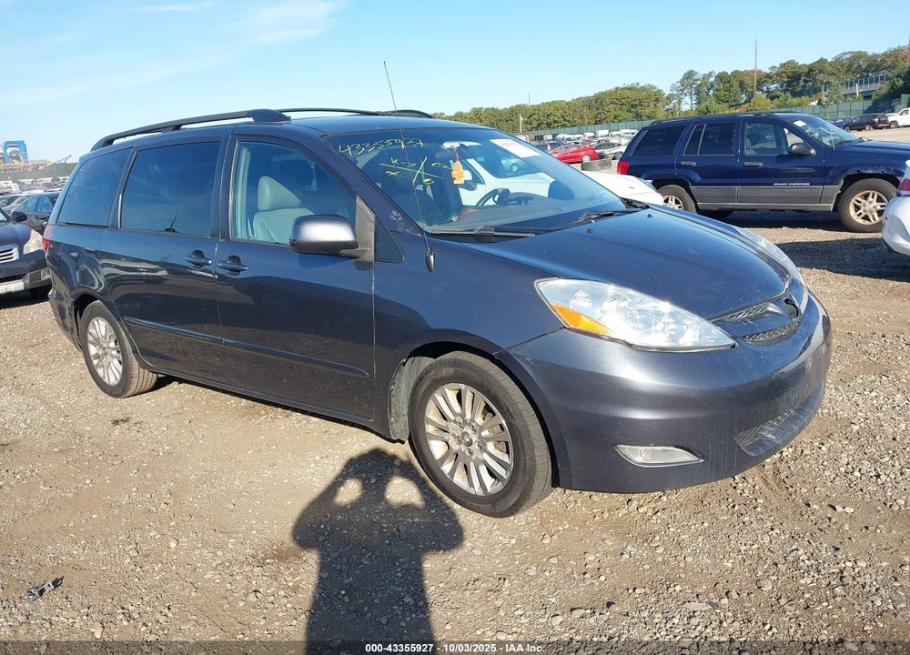 2008 TOYOTA SIENNA XLE VIN: 5TDZK22C98S196081