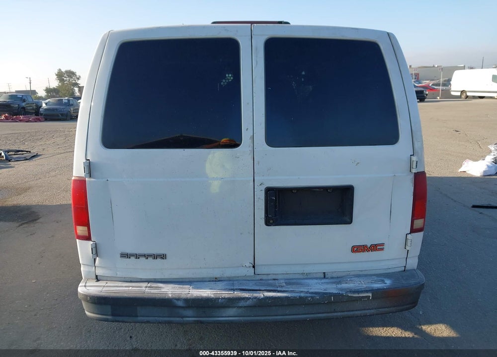 2003 GMC SAFARI STANDARD VIN: 1GTDM19X63B510650