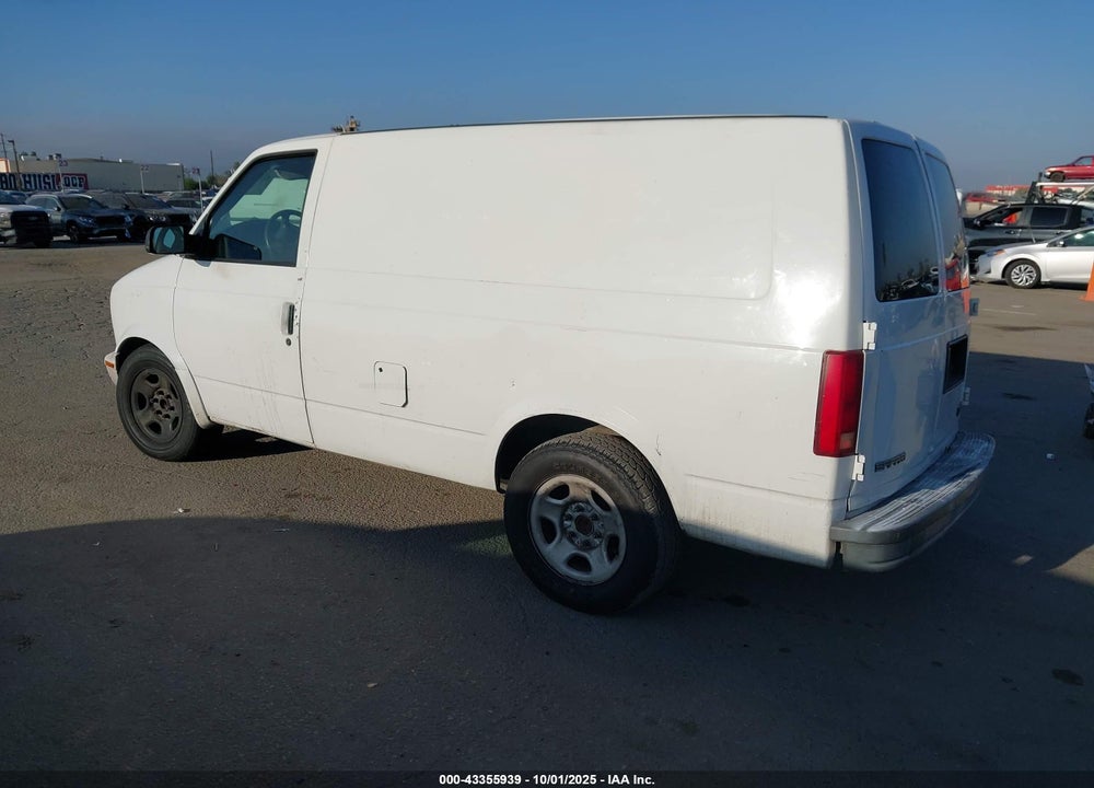 2003 GMC SAFARI STANDARD VIN: 1GTDM19X63B510650