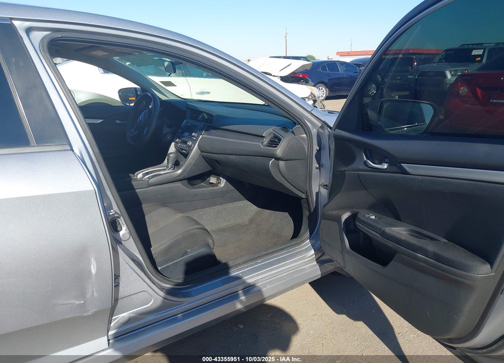 2018 HONDA CIVIC VIN: 19XFC2F57JE009660
