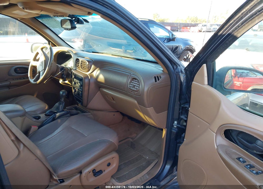 2002 CHEVROLET TRAILBLAZER LTZ VIN: 1GNDT13S922352309