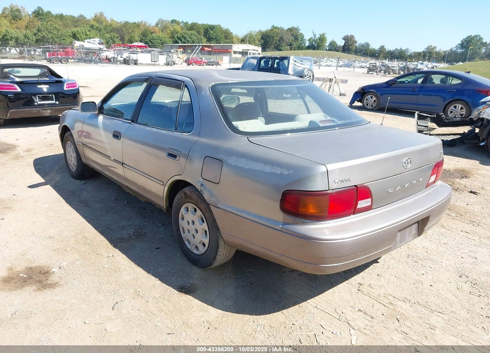 1996 TOYOTA CAMRY DX/LE/XLE VIN: 4T1BG12K9TU672365