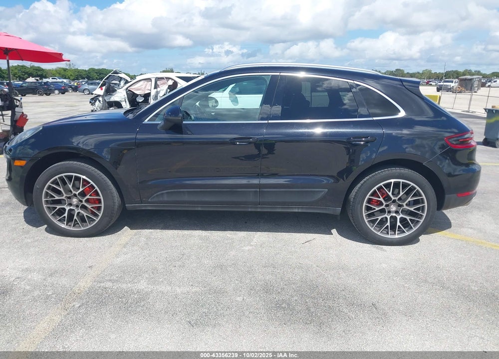 2015 PORSCHE MACAN VIN: WP1AB2A58FLB54370