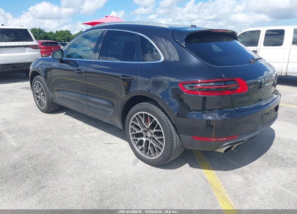 2015 PORSCHE MACAN VIN: WP1AB2A58FLB54370