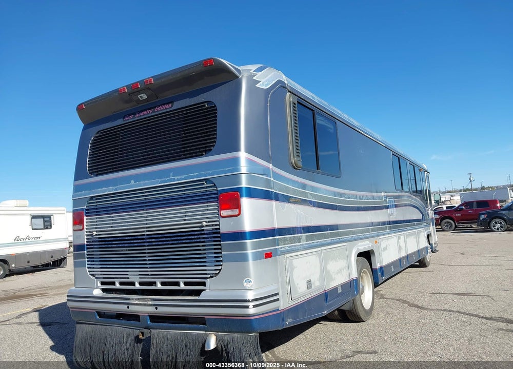 1992 CHAMPION EUROPREMIER VIN: 4S7KT9S08MC004527