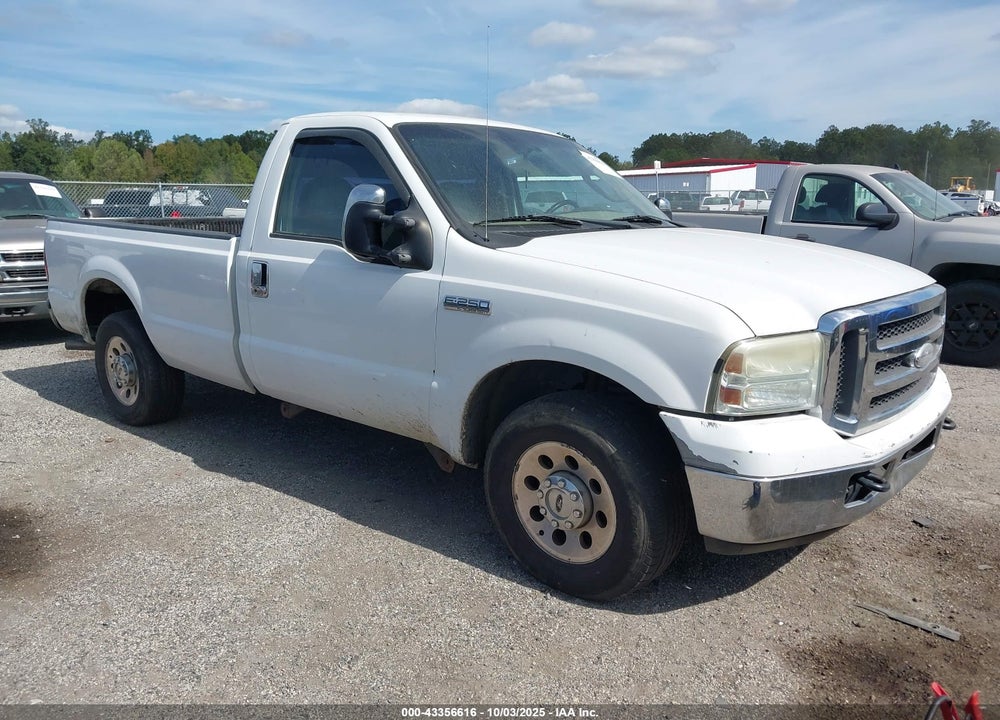 2005 FORD F-250 XL/XLT VIN: 1FTNF20515EB82555