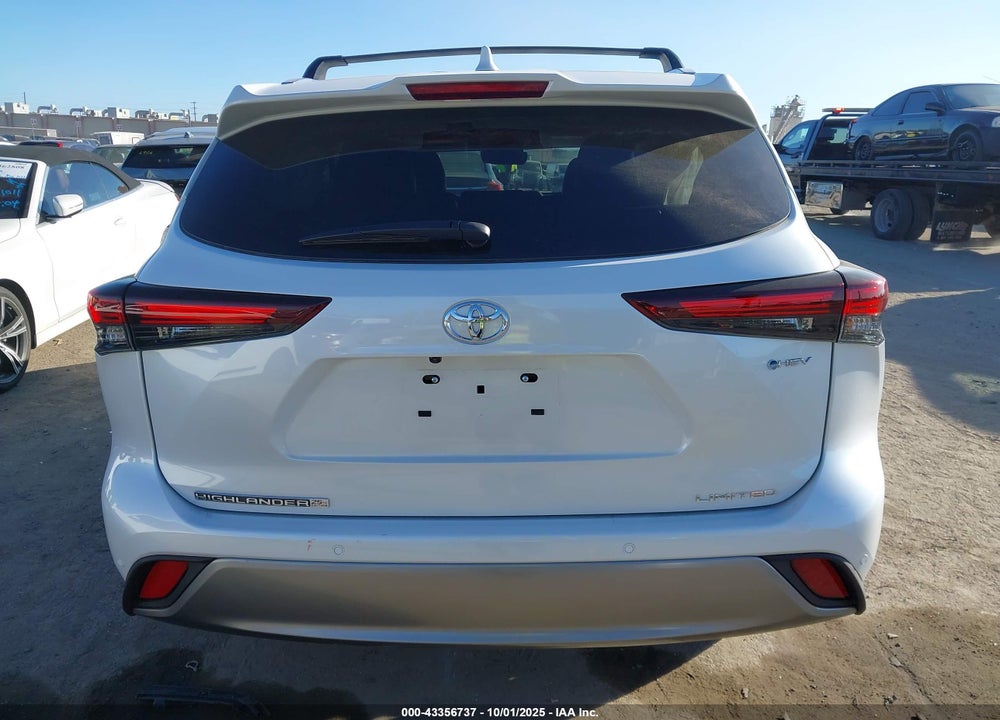 2025 TOYOTA HIGHLANDER HYBRID VIN: 5TDKBRCH8SS666046
