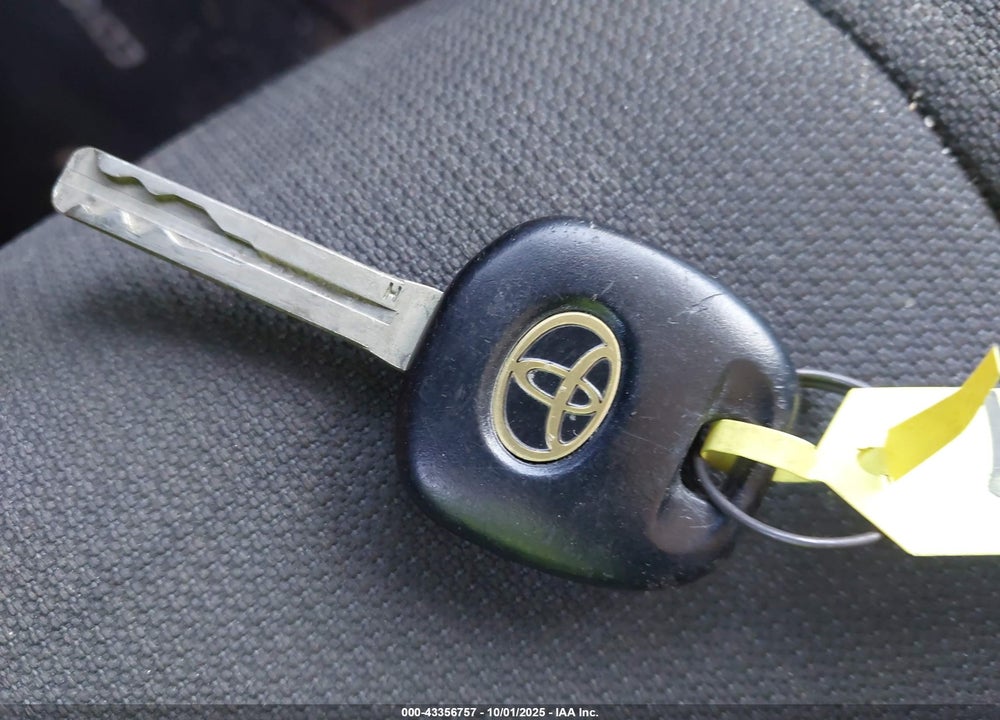 2021 TOYOTA COROLLA VIN: JTDEPMAE0MJ174525