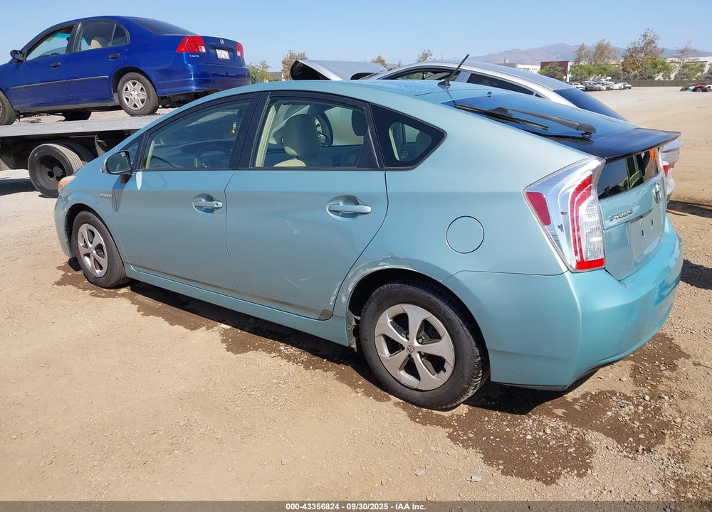 2013 TOYOTA PRIUS TWO VIN: JTDKN3DUXD1618600