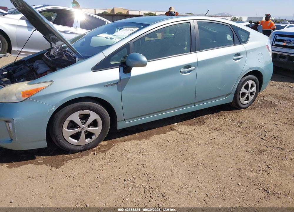 2013 TOYOTA PRIUS TWO VIN: JTDKN3DUXD1618600