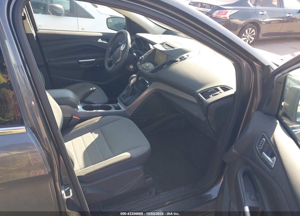 2015 FORD ESCAPE VIN: 1FMCU0GXXFUB05405