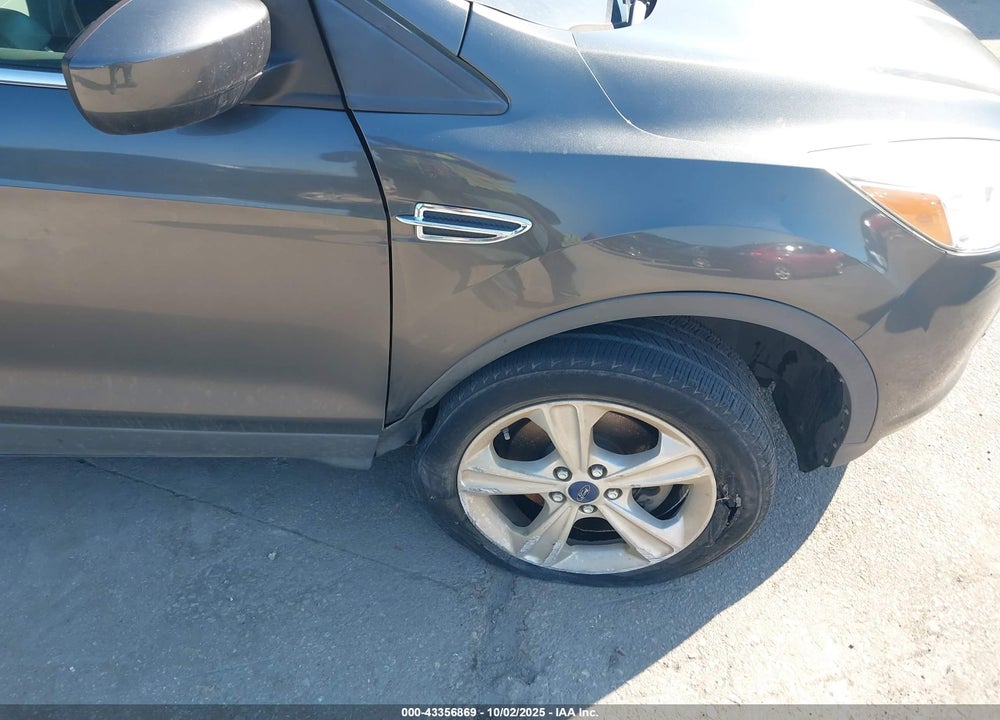 2015 FORD ESCAPE VIN: 1FMCU0GXXFUB05405