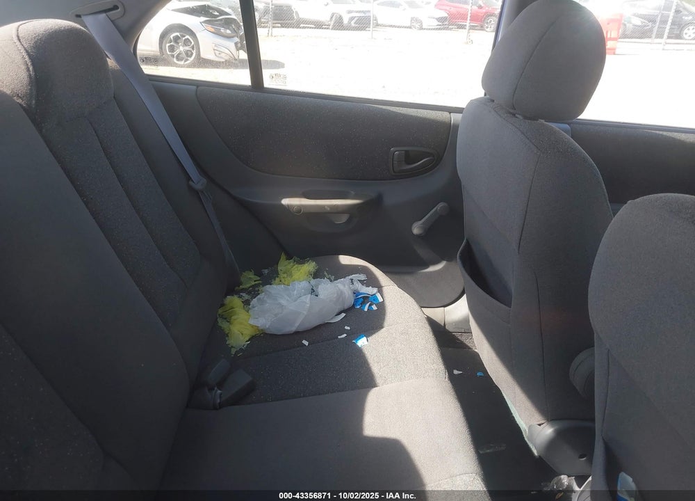 2001 HYUNDAI ACCENT GL VIN: KMHCG45C61U188015