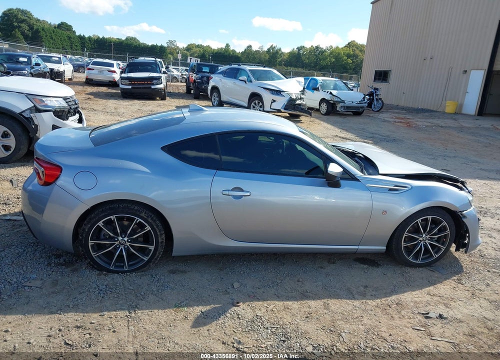 2017 TOYOTA 86 VIN: JF1ZNAA15H9703094