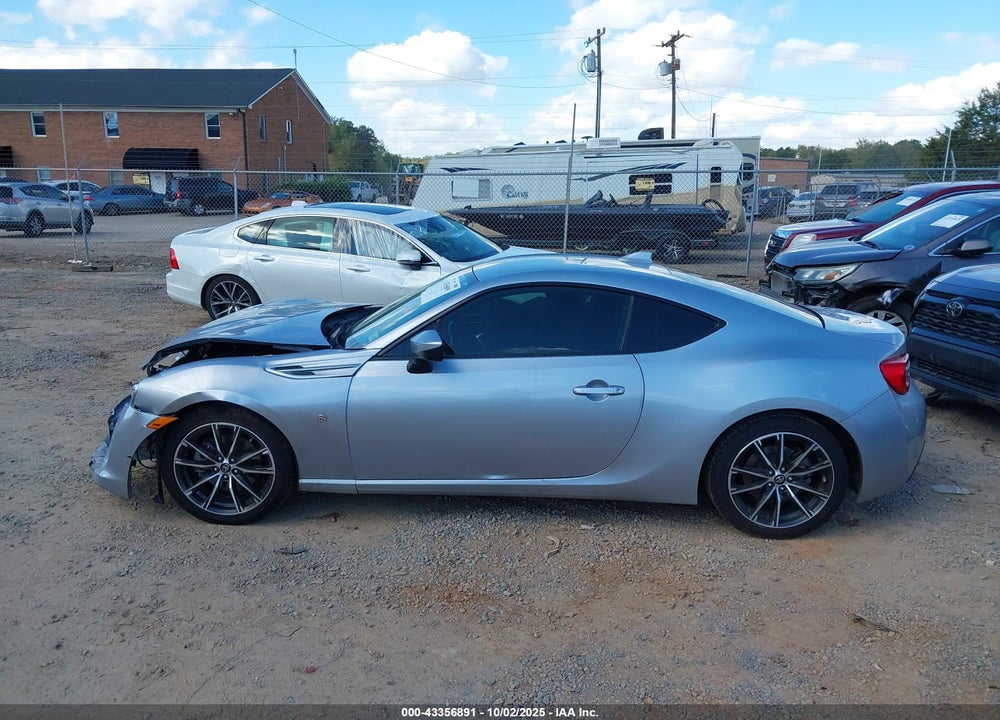 2017 TOYOTA 86 VIN: JF1ZNAA15H9703094