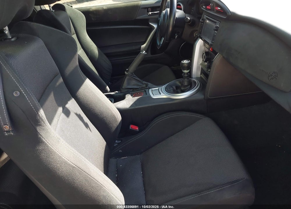 2017 TOYOTA 86 VIN: JF1ZNAA15H9703094